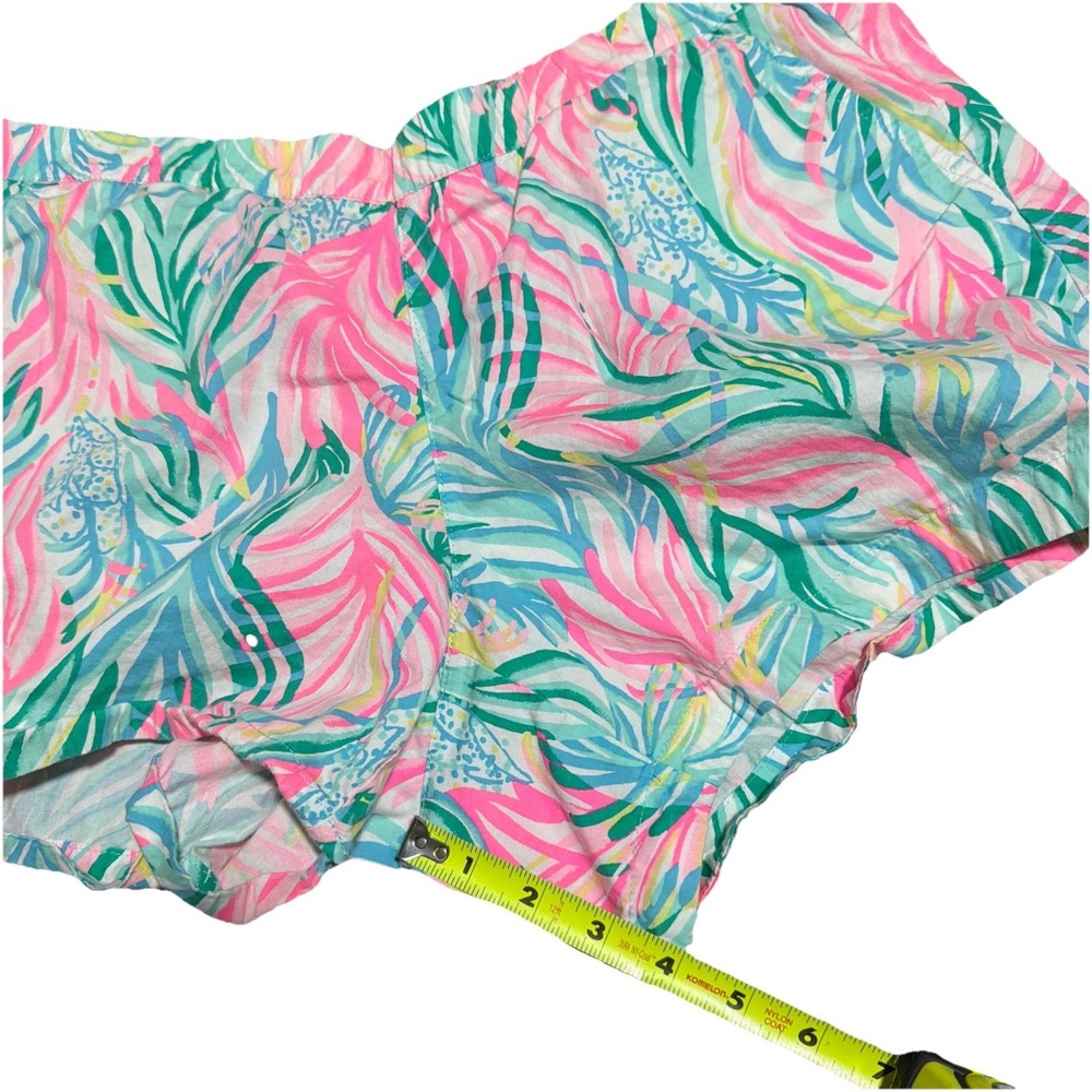 LILLY PULITZER  Ocean View Shorts   "SEA TURTLE SOIREE"  Size LARGE - Picture 5 of 7